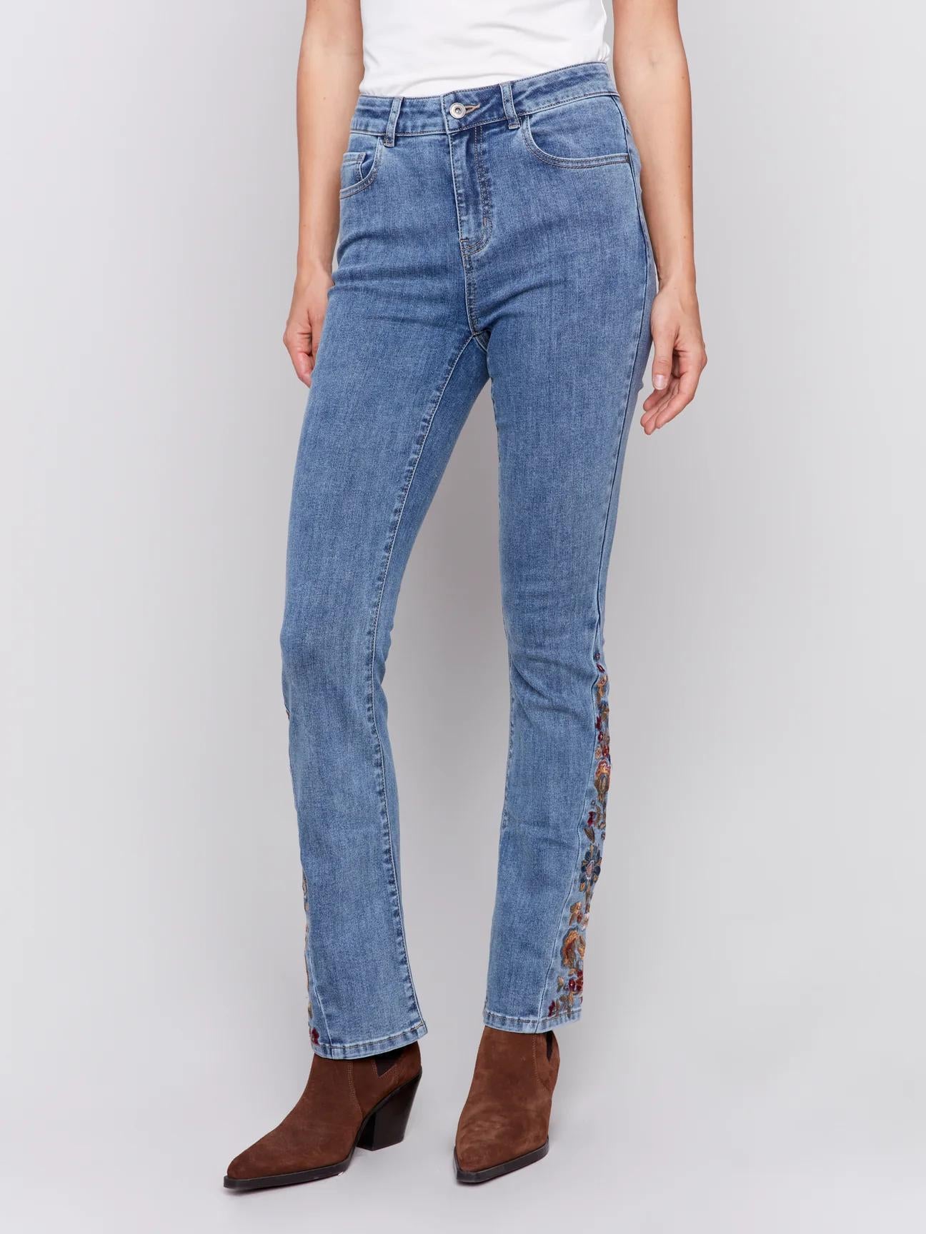 Bleu Moyen Floral Embroidery Jeans